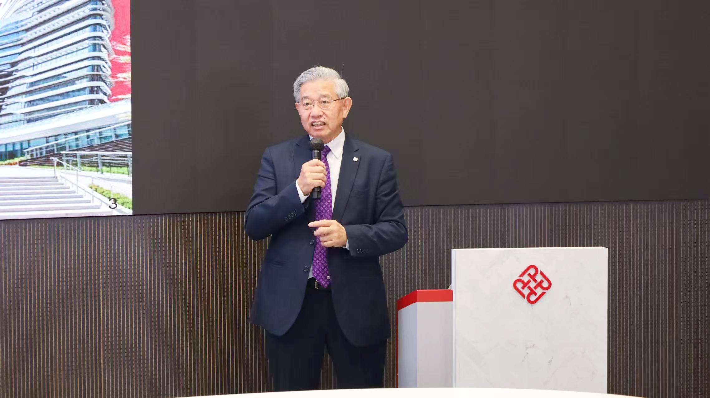 1764665836492047297.jpg 1764665836492047297.jpg